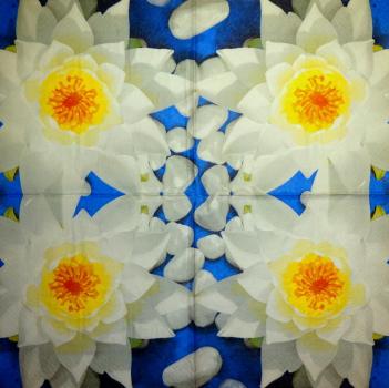 092 Flowers Others - 3 ply (beige) - Maki